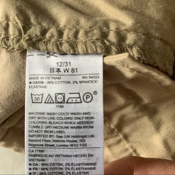 Gap Girlfriend Khaki Shorts - Picture 5 of 5